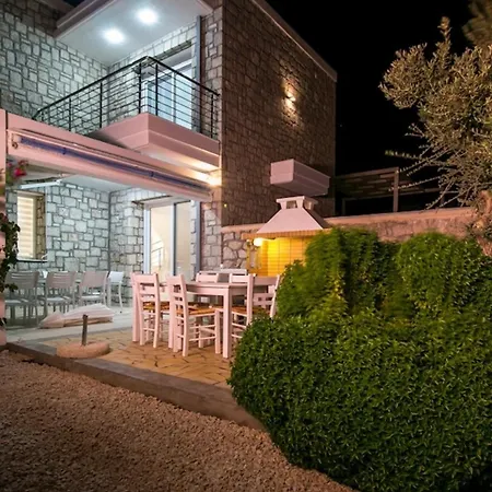 La Residenzia * Afantou