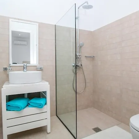 La Residenzia Holiday home Afantou